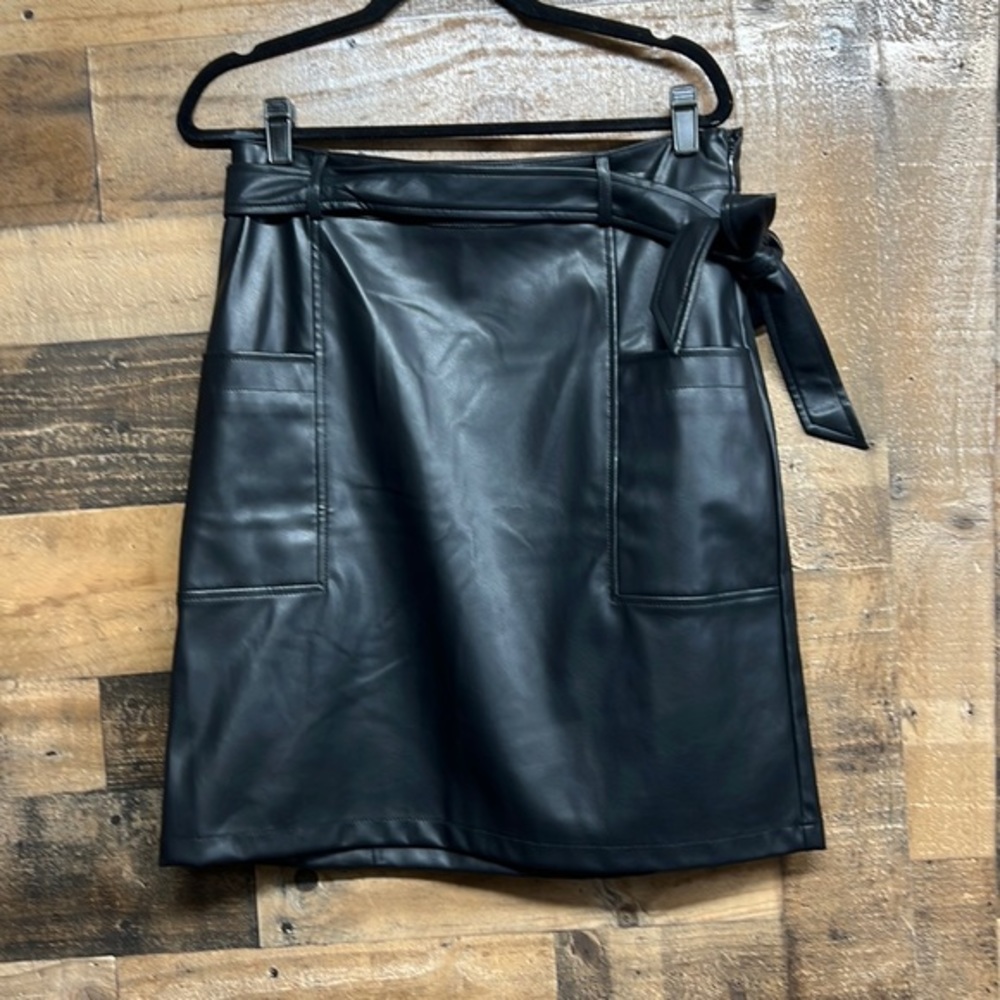 NWT Bagatelle Collection Faux Leather Skirt Women's Size‎ 12